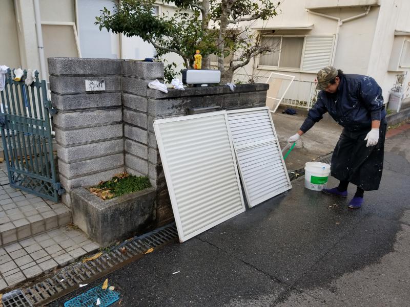 大阪府での内装塗装工事及び内装工事です。　大阪全域で塗装やリフォームするなら塗装プロ職人工房にお任せ