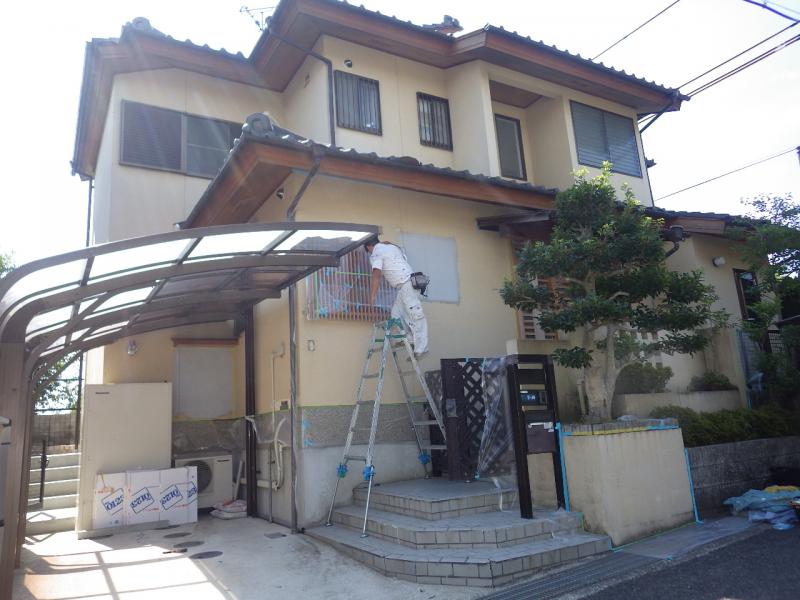 大阪で塗装するなら塗装プロ職人工房にお任せ!　安くて高耐久の外壁塗装を予算内にてご提案