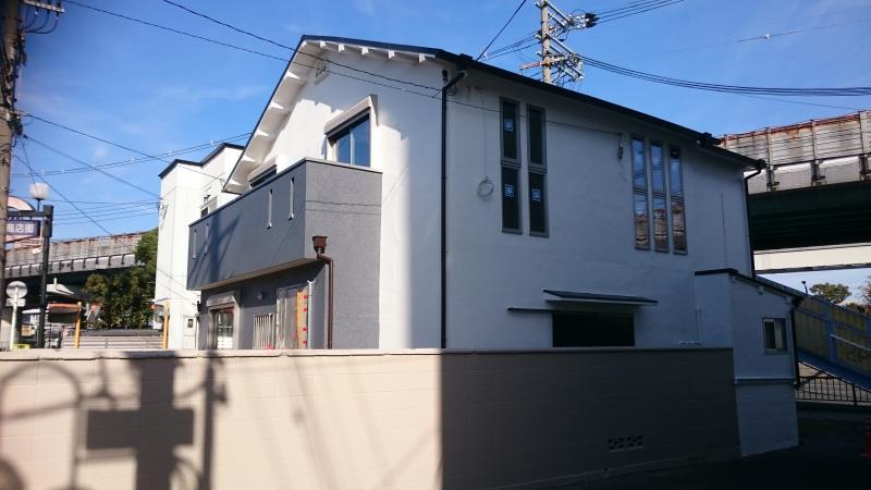 大阪外壁塗装、デザイン塗装工事　l　防水工事は塗装防水専門工事店の塗装プロ職人工房